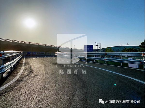 中國水利水電第七工程局有限公司成都軌道交通19號線(xiàn)鋼便橋項目順利通車(chē)(圖4)