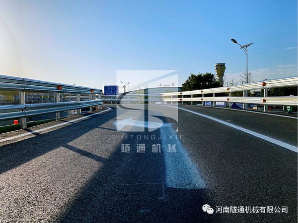 中國水利水電第七工程局有限公司成都軌道交通19號線(xiàn)鋼便橋項目順利通車(chē)(圖5)